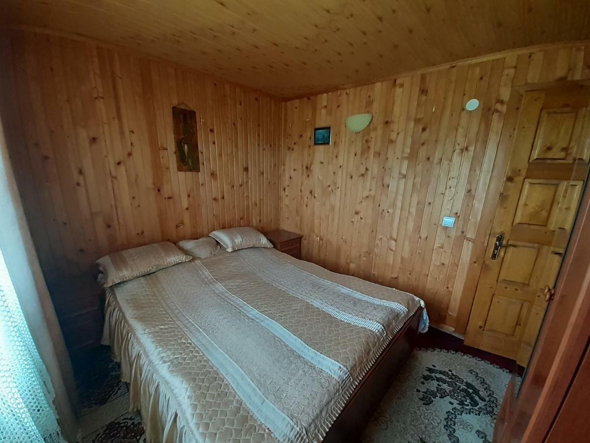 Kатруся Yaremche Exterior foto